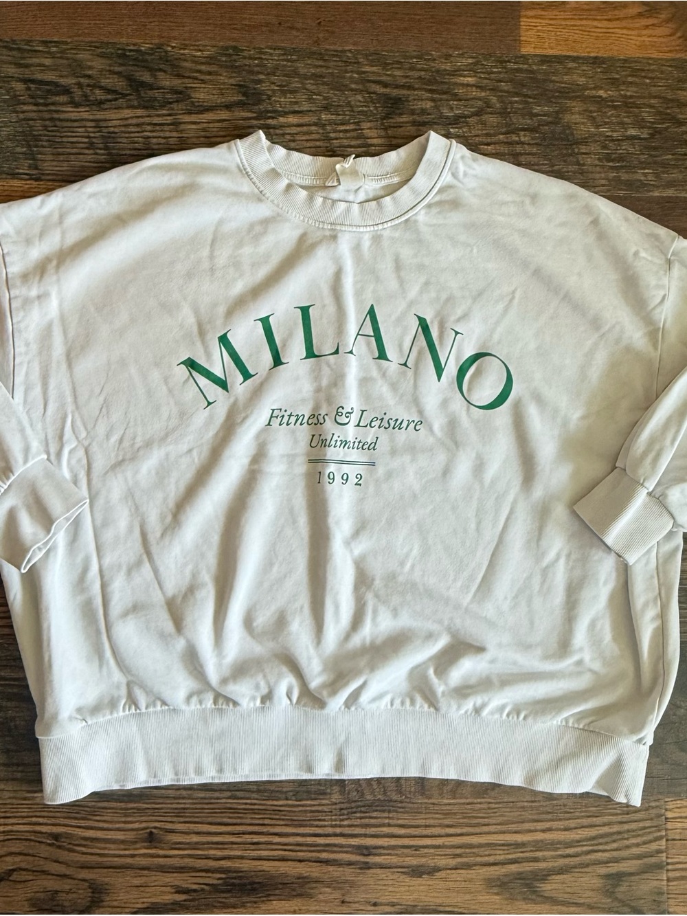 H&M Oversized Milano White Crewneck Sweatshirt with Green Logo Size XXL